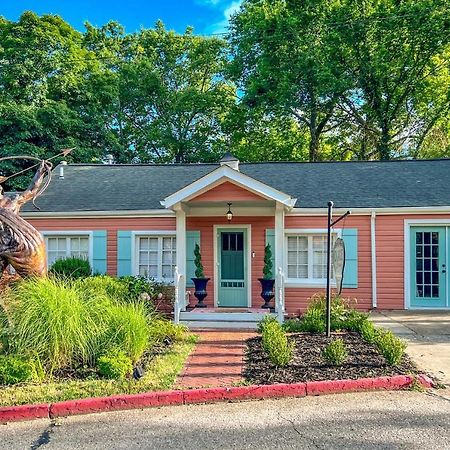 Eclectic Osage Cottage In Historic District Eureka Springs Exterior photo
