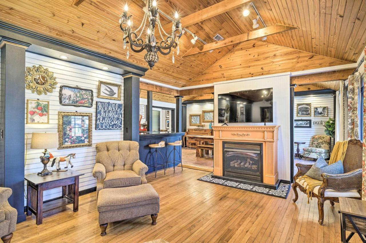 Eclectic Osage Cottage In Historic District Eureka Springs Exterior photo